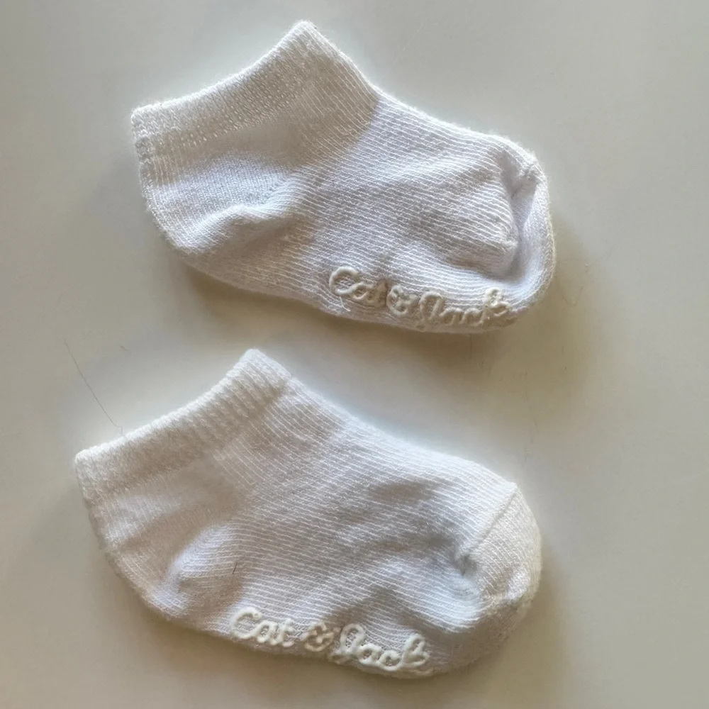 6ct Cat & Jack White Ankle Socks